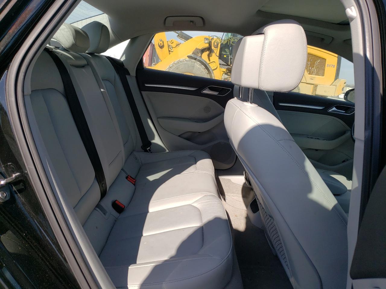 Photo 6 from auction – 2015 AUDI A3 PREMIUM with VIN WAUEFGFF6F1099593