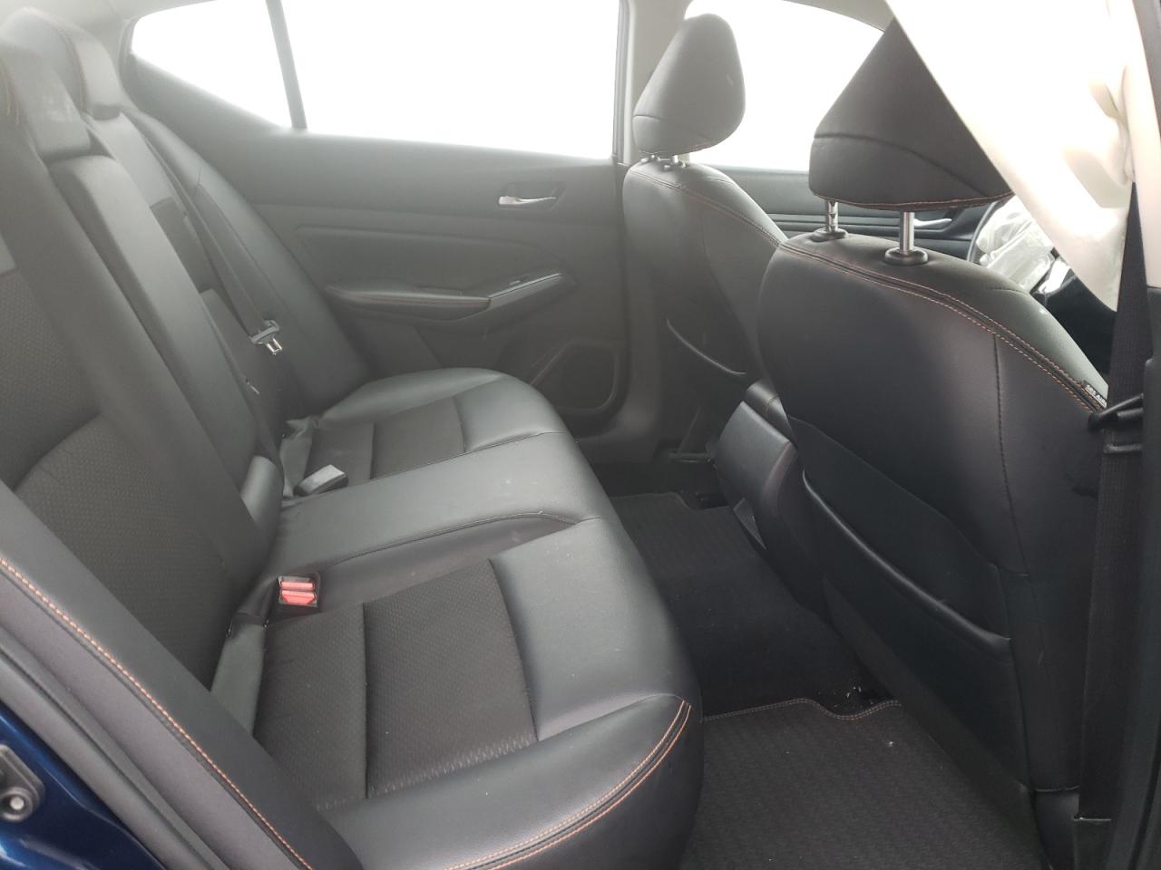 Photo 6 from auction – 2019 NISSAN ALTIMA SR with VIN 1N4BL4CV2KC192950