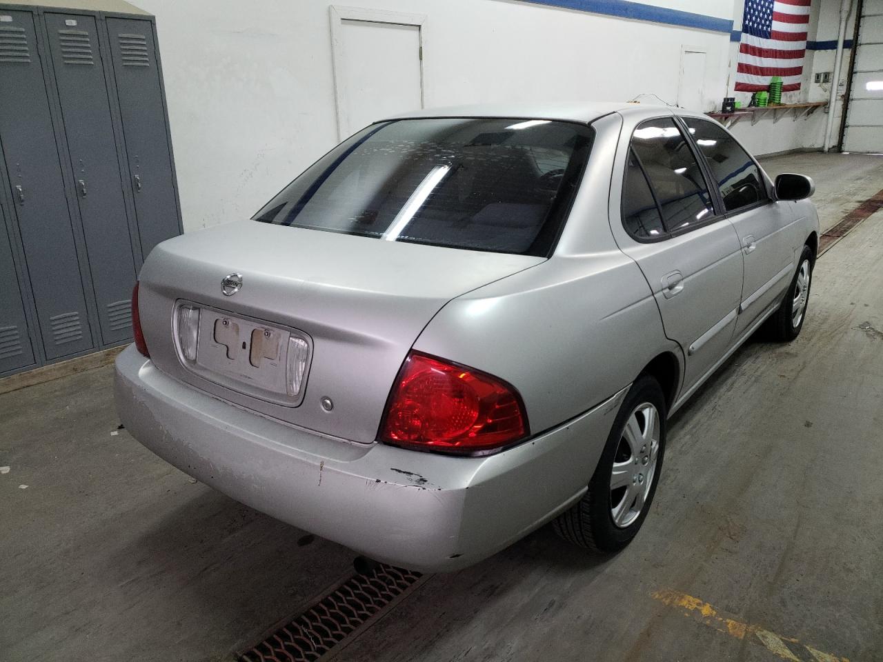 Photo 4 from auction – 2004 NISSAN SENTRA with VIN 3N1CB51D04L871904
