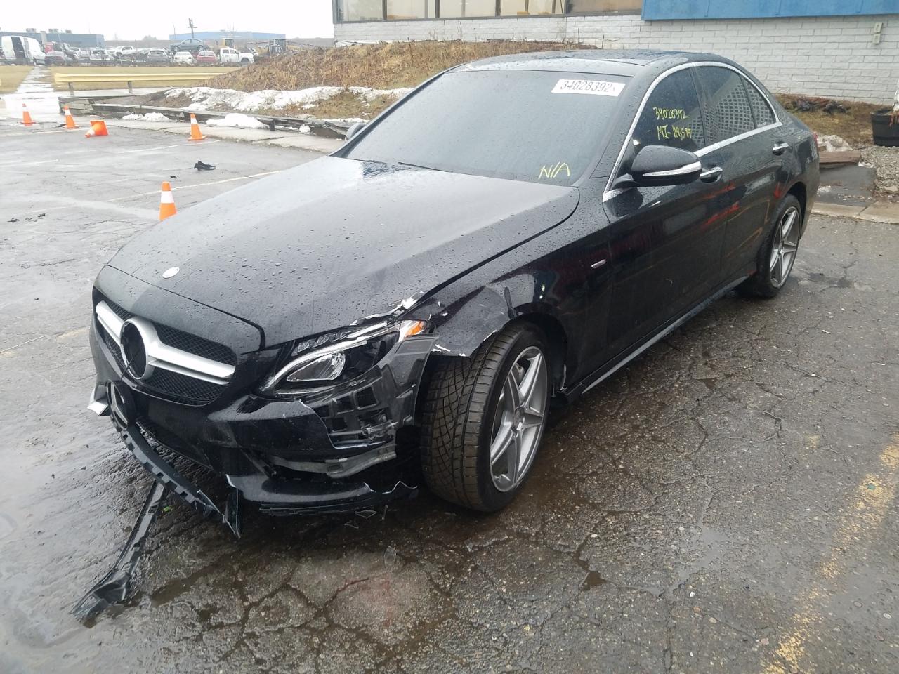 Photo 2 from auction – 2015 MERCURY C300 with VIN 55SWF4KB6FU006716