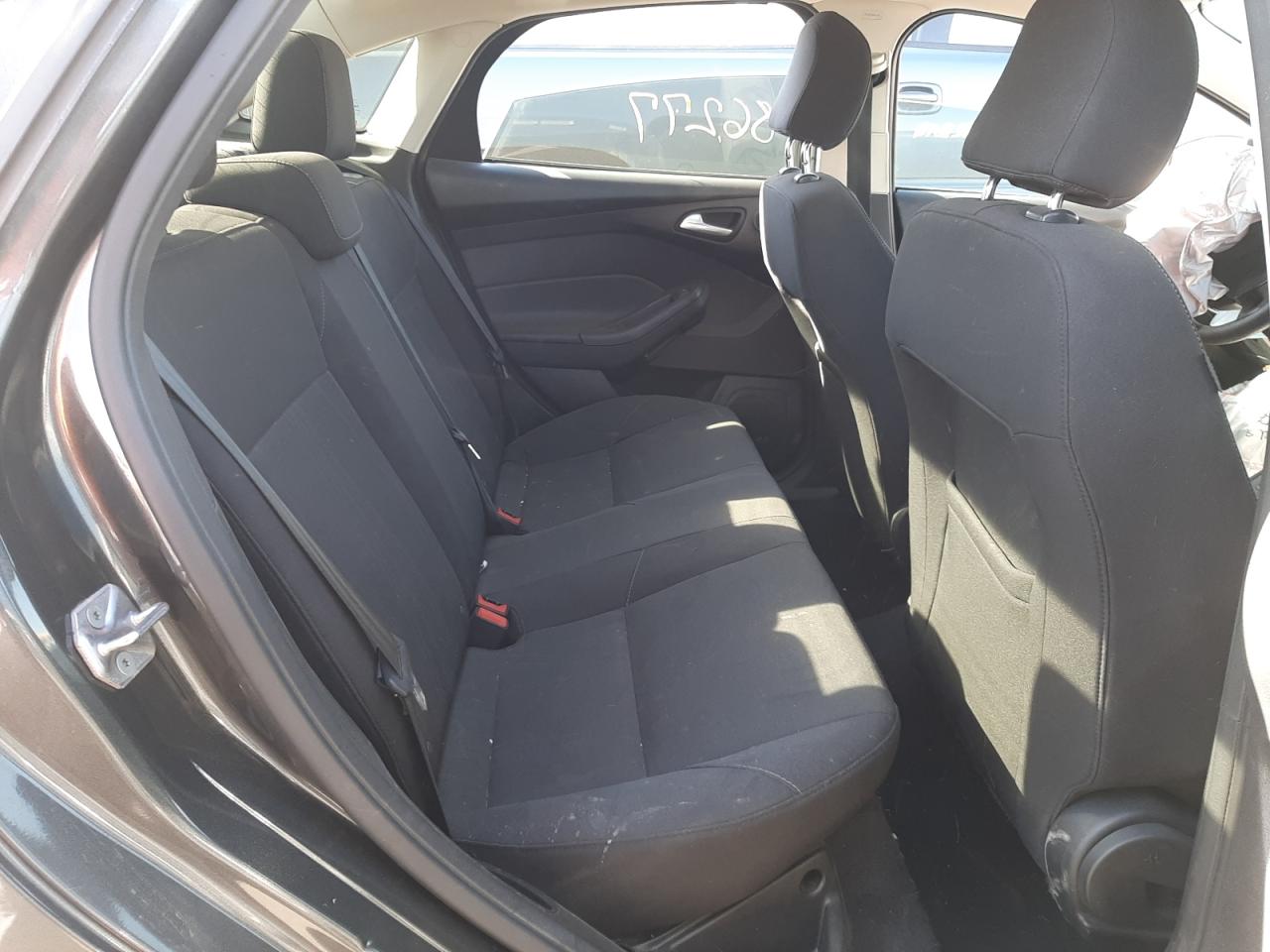 Photo 6 from auction – 2017 FORD FOCUS SEL with VIN 1FADP3H25HL211215