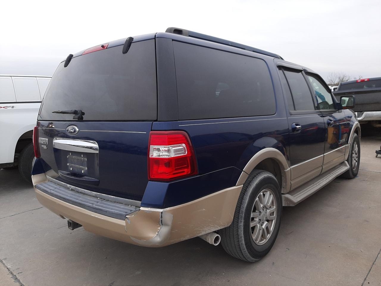 Photo 4 from auction – 2008 FORD EXPEDITION with VIN 1FMFK18518LA80067