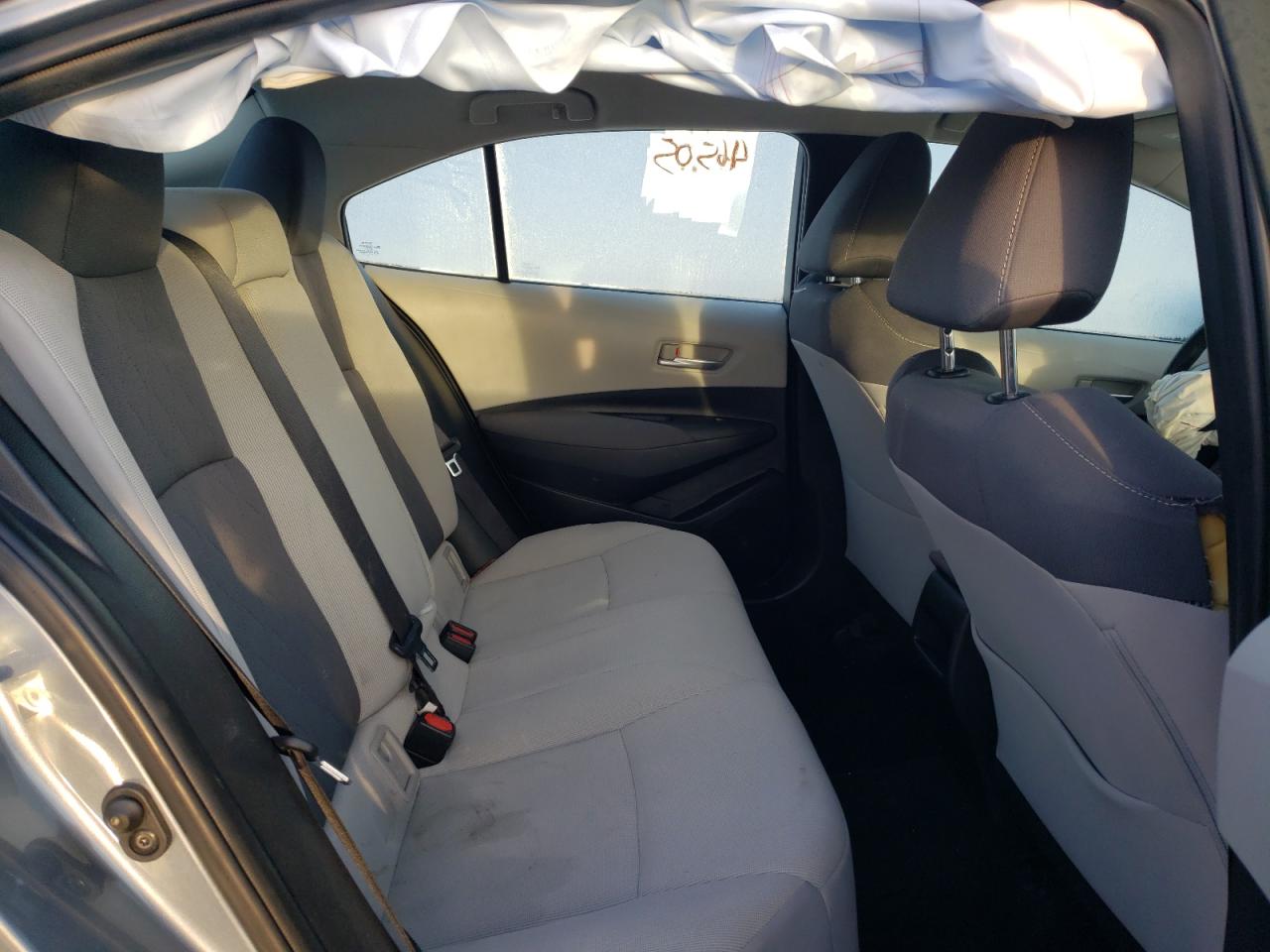 Photo 6 from auction – 2020 TOYOTA COROLLA LE with VIN 5YFEPRAE5LP099943