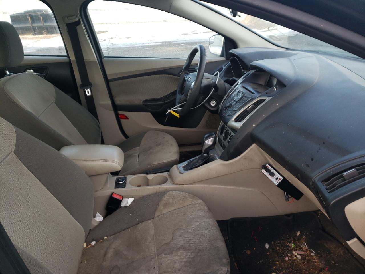 Photo 5 from auction – 2012 FORD FOCUS SE with VIN 1FAHP3F27CL261644