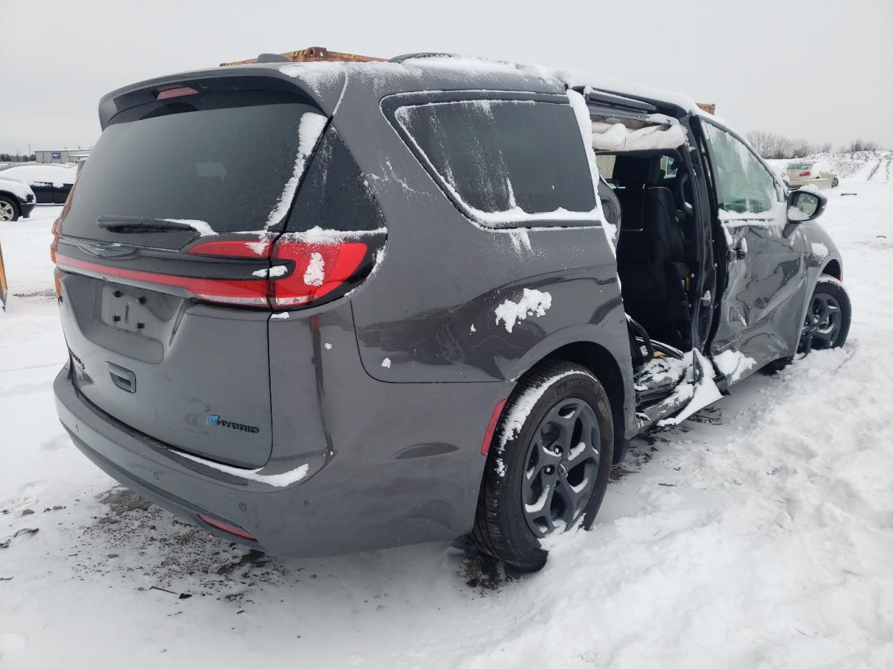 Photo 4 from auction – 2021 CHRYSLER PACIFICA H with VIN 2C4RC1S77MR517788