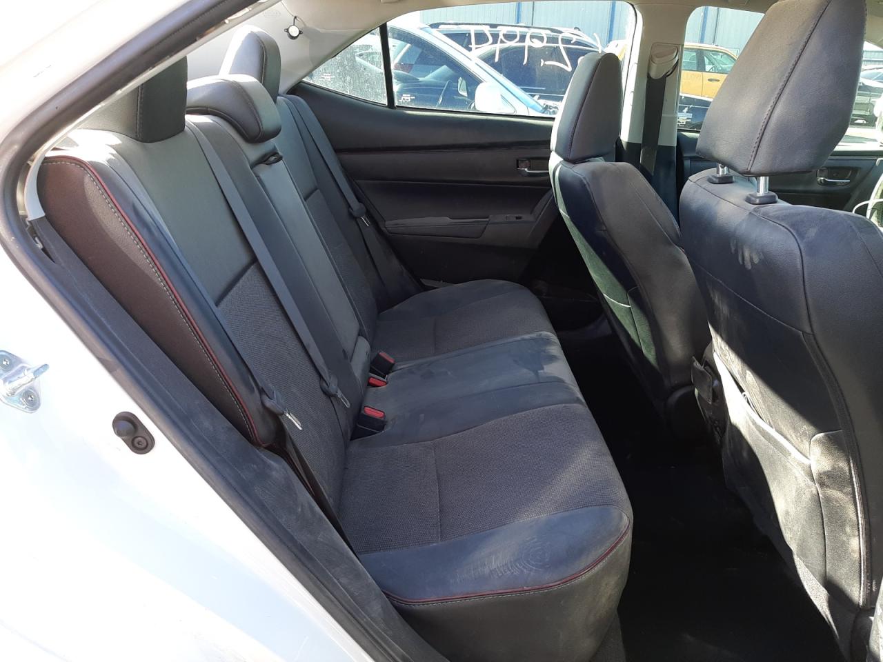 Photo 6 from auction – 2017 TOYOTA COROLLA L with VIN 5YFBURHE5HP596046