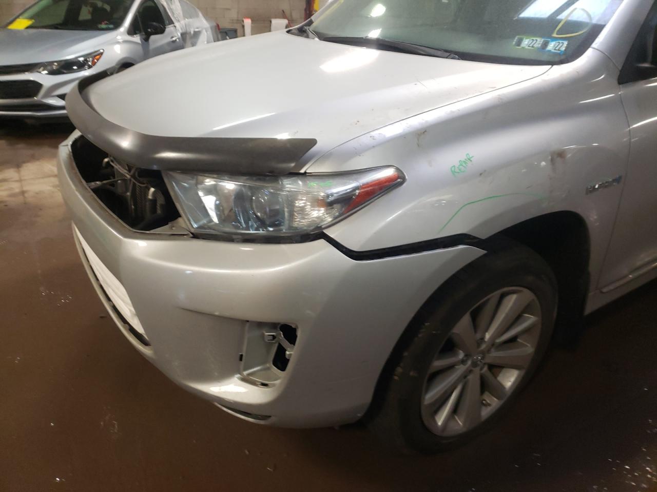 Photo 9 from auction – 2012 TOYOTA HIGHLANDER with VIN JTEDC3EH3C2006176