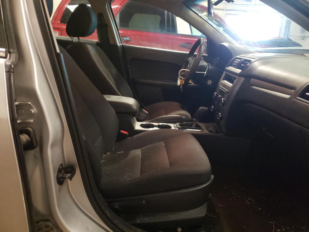 Photo 5 from auction – 2011 FORD FUSION SE with VIN 3FAHP0HA2BR336544