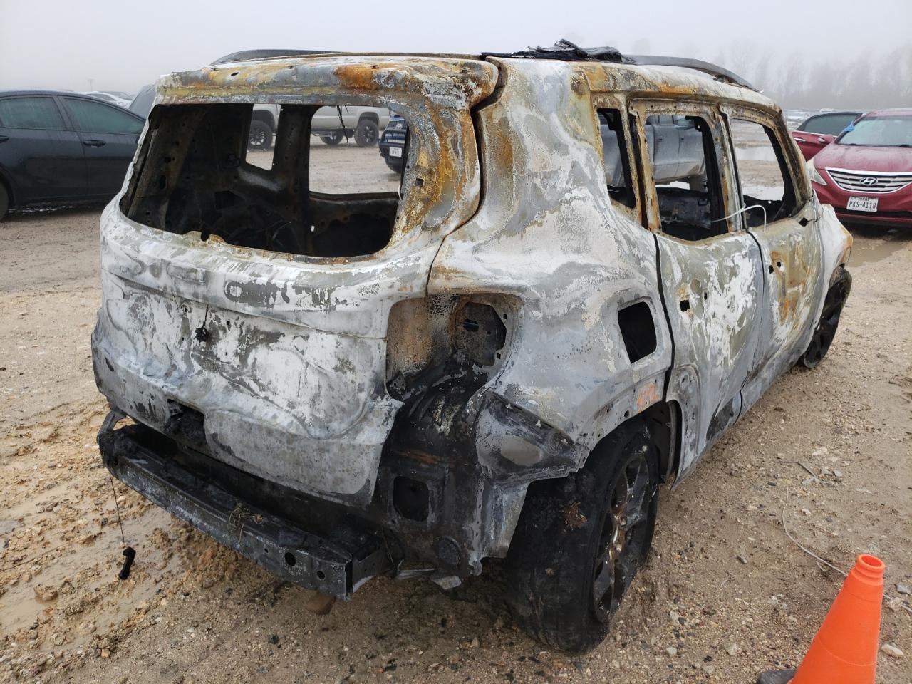 Photo 4 from auction – 2018 JEEP RENEGADE L with VIN ZACCJBBB5JPH96955
