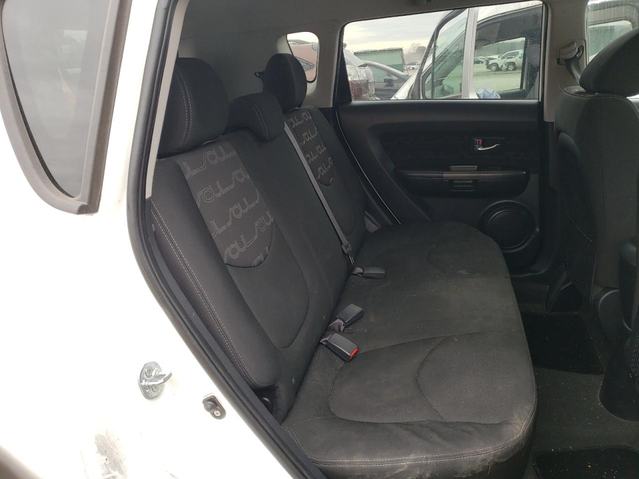 Foto 6 de la subasta – 2012 KIA SOUL + con VIN KNDJT2A62C7404018