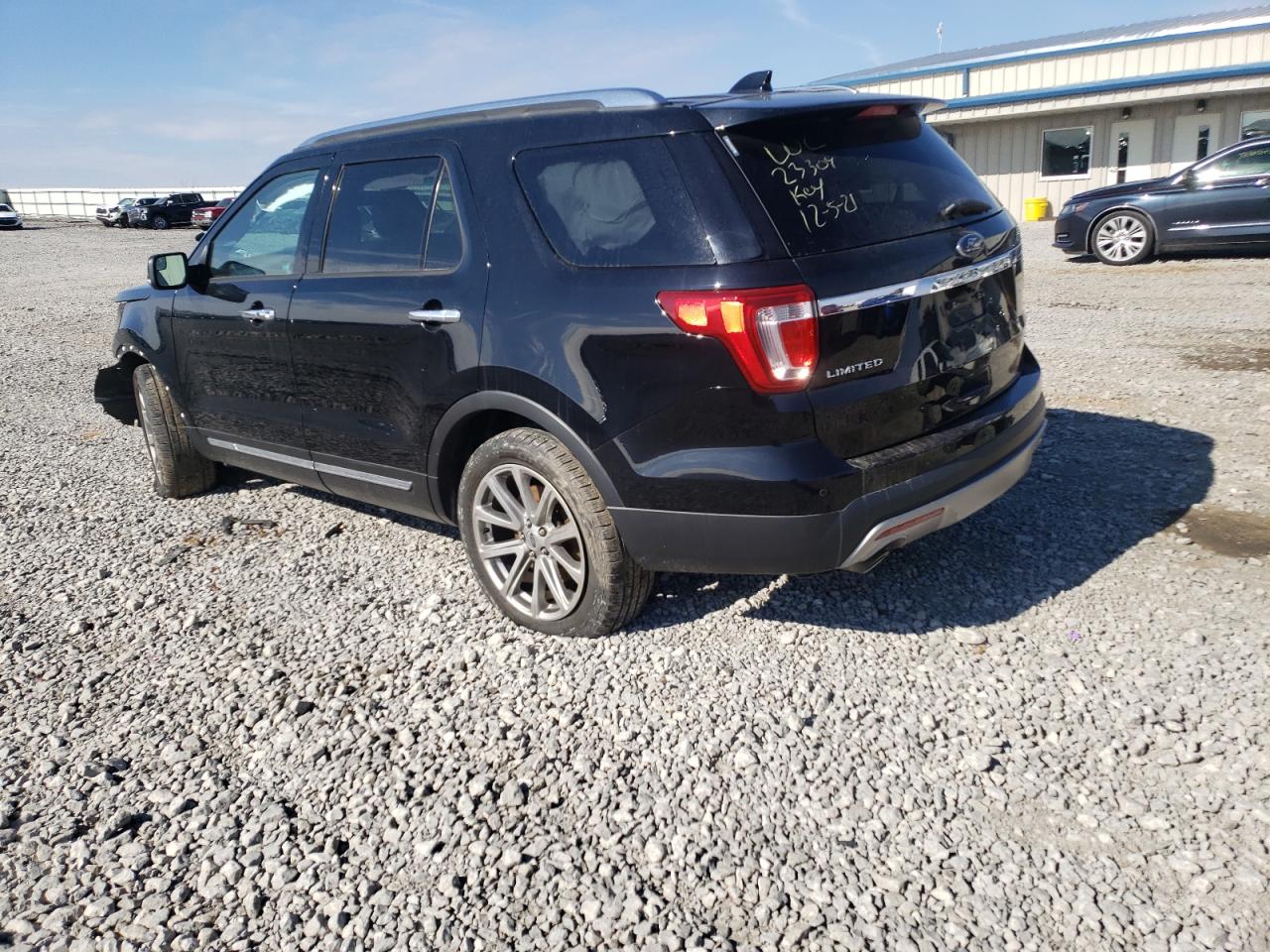 Photo 3 from auction – 2017 FORD EXPLORER L with VIN 1FM5K7F88HGC69481