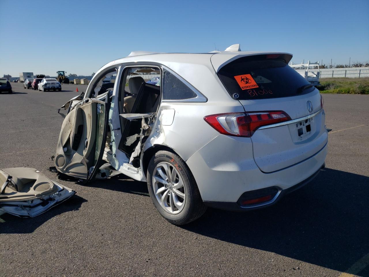 Photo 3 from auction – 2017 ACURA RDX with VIN 5J8TB3H31HL001306