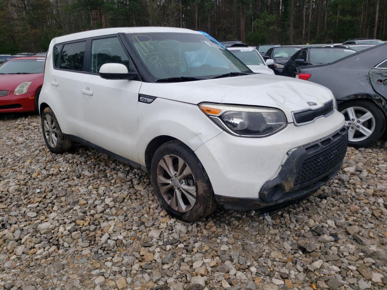 KIA SOUL + 2015 with VIN KNDJP3A59F7174015 - Photo from auction