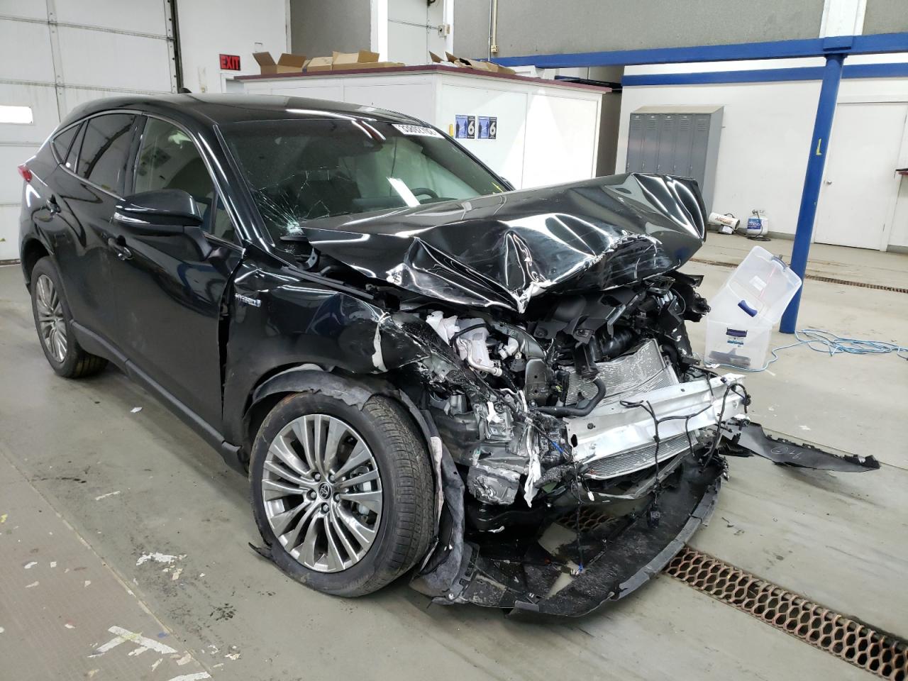 TOYOTA VENZA LE 2021 with VIN JTEAAAAH1MJ084689 - Photo from auction