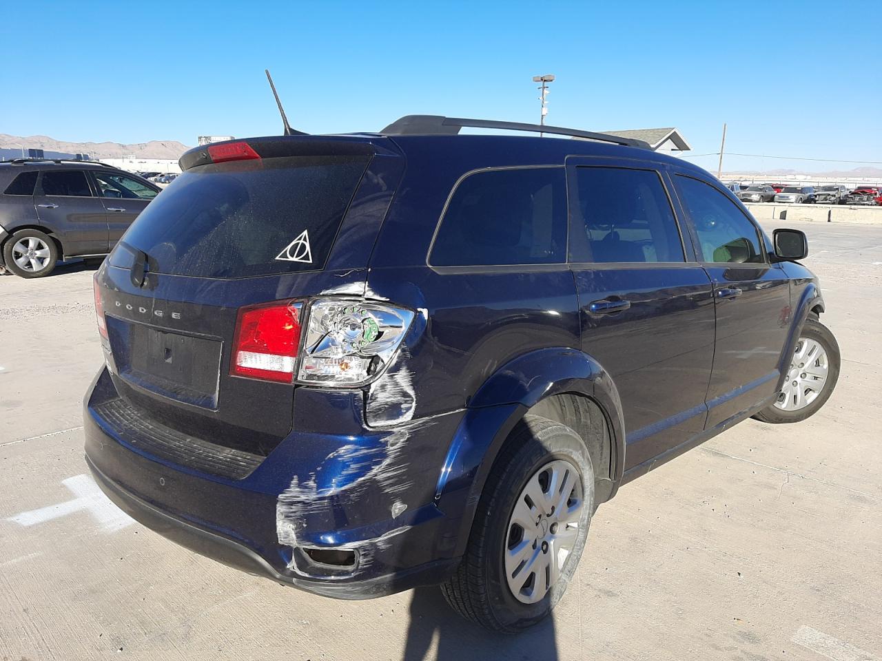 Photo 4 from auction – 2019 DODGE JOURNEY SE with VIN 3C4PDCBB2KT773187
