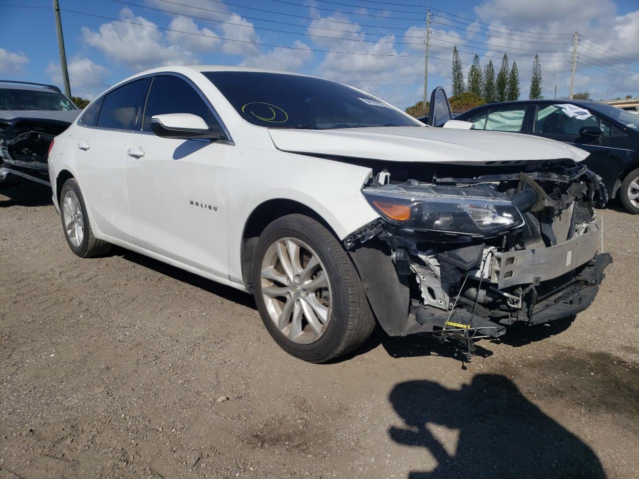 CHEVROLET MALIBU LT 2016 with VIN 1G1ZE5ST0GF279009 - Photo from auction