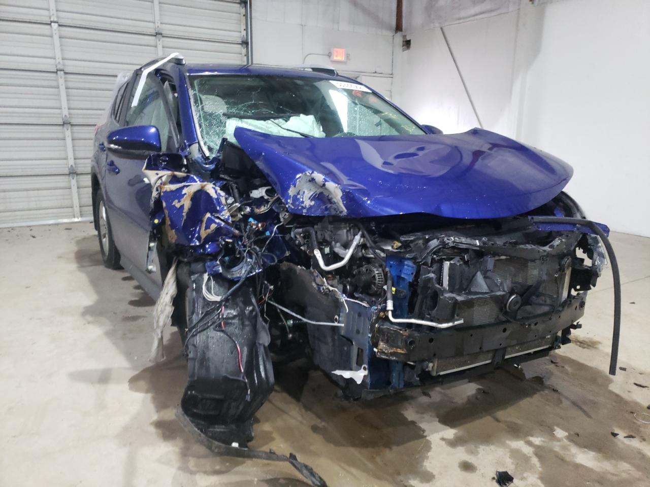 Photo 9 from auction – 2015 TOYOTA RAV4 XLE with VIN 2T3RFREV1FW237289