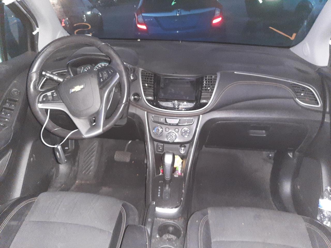 Zdjęcie 9 z aukcji – 2018 CHEVROLET TRAX 1LT z VIN KL7CJLSB6JB674263