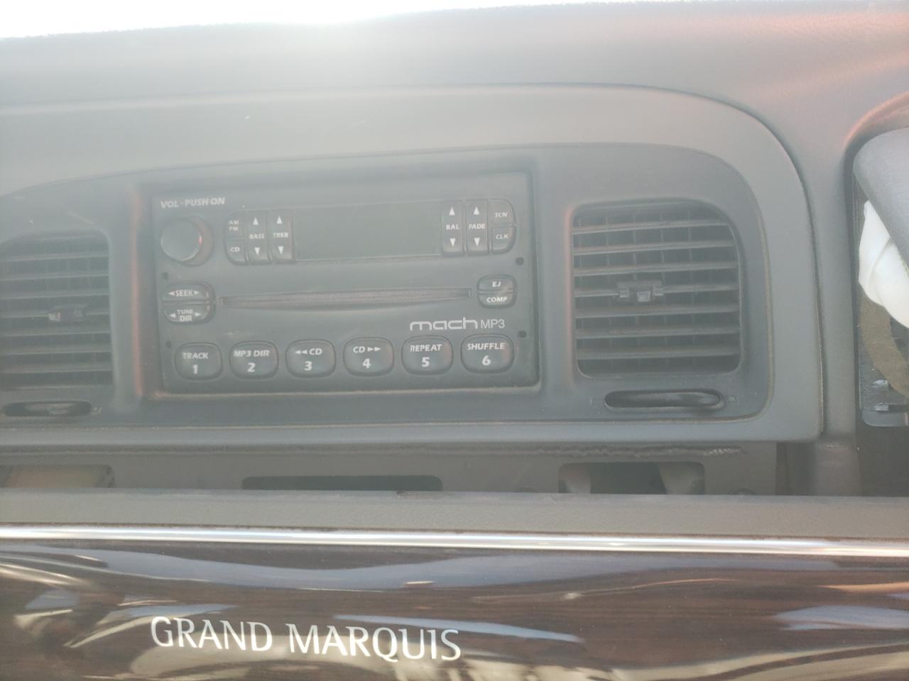 Photo 9 from auction – 2003 MERCURY GRAND MARQ with VIN 2MEFM74W83X685083