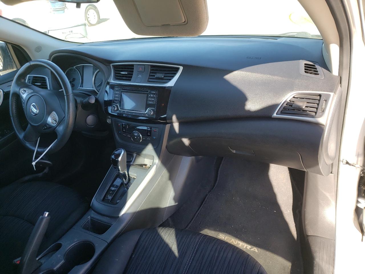 Photo 9 from auction – 2018 NISSAN SENTRA S with VIN 3N1AB7AP2JY246156