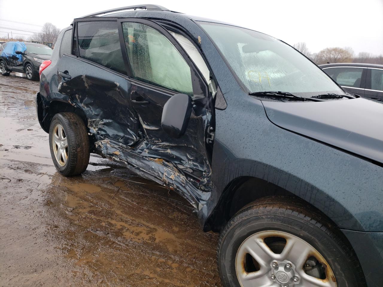 Photo 9 from auction – 2009 TOYOTA RAV4 with VIN JTMBF33V39D015470