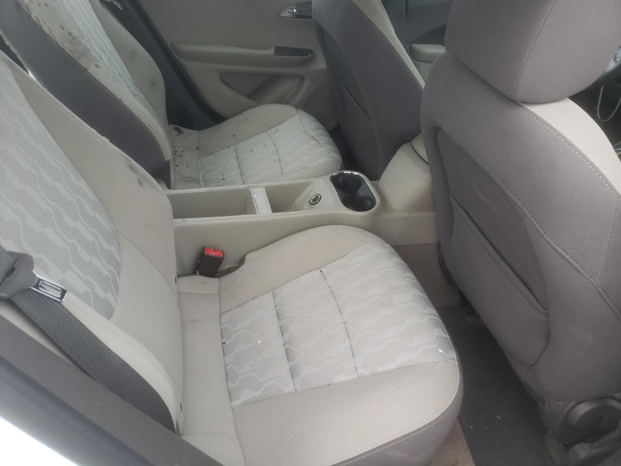 Photo 6 from auction – 2013 CHEVROLET VOLT with VIN 1G1RA6E48DU145345