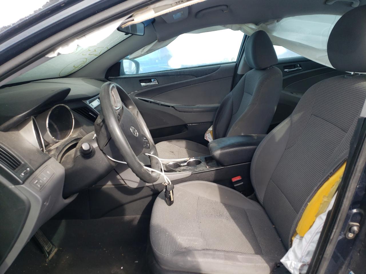 Photo 5 from auction – 2011 HYUNDAI SONATA GLS with VIN 5NPEB4AC0BH233172