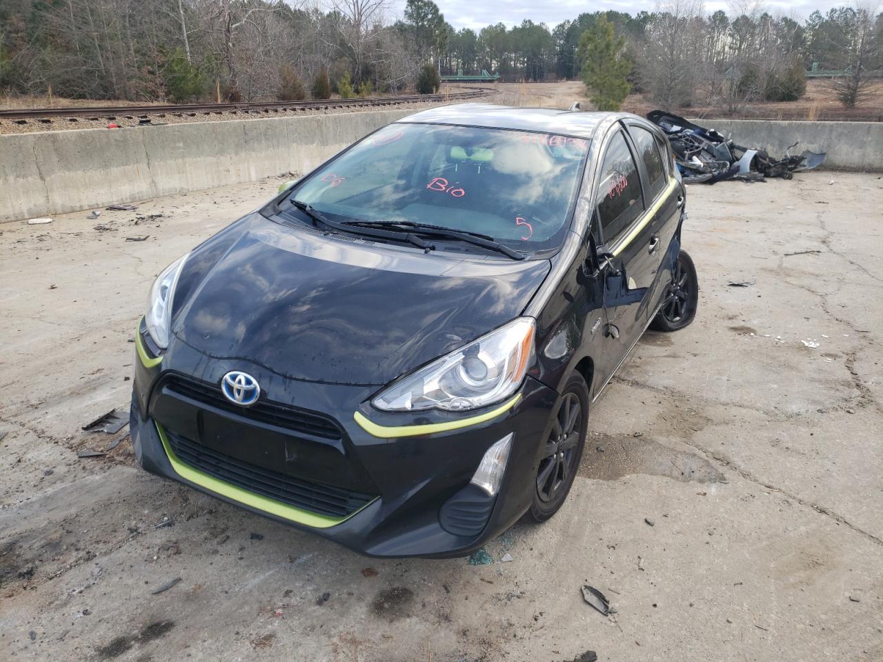 Photo 2 from auction – 2016 TOYOTA PRIUS C with VIN JTDKDTB39G1116260