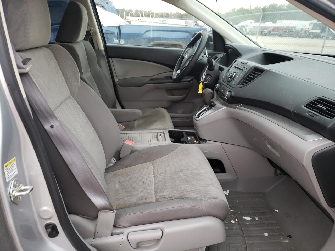Photo 5 from auction – 2012 HONDA CR-V LX with VIN 5J6RM4H35CL058880