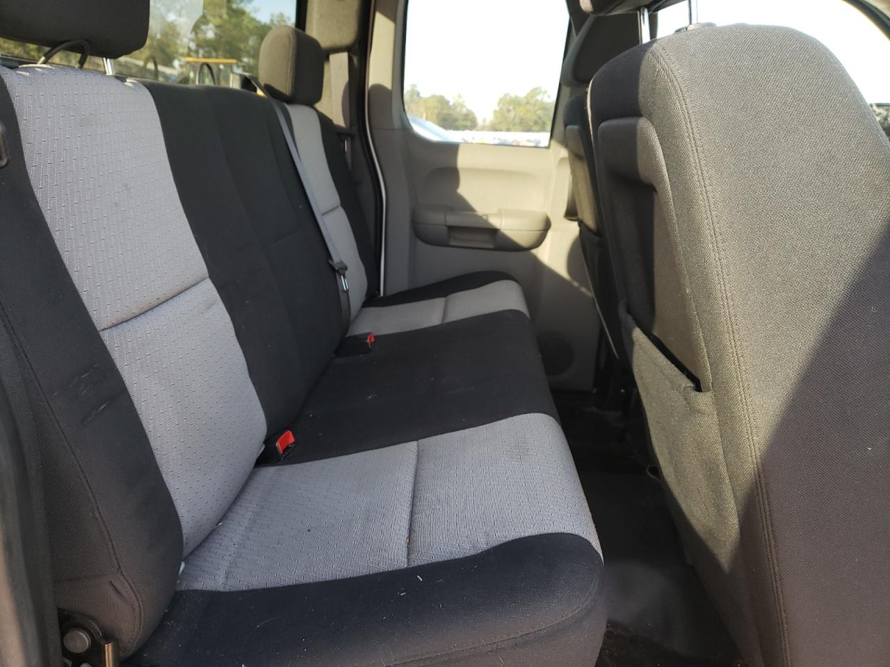 Photo 6 from auction – 2008 GMC SIERRA C15 with VIN 1GTEC19XX8Z304835