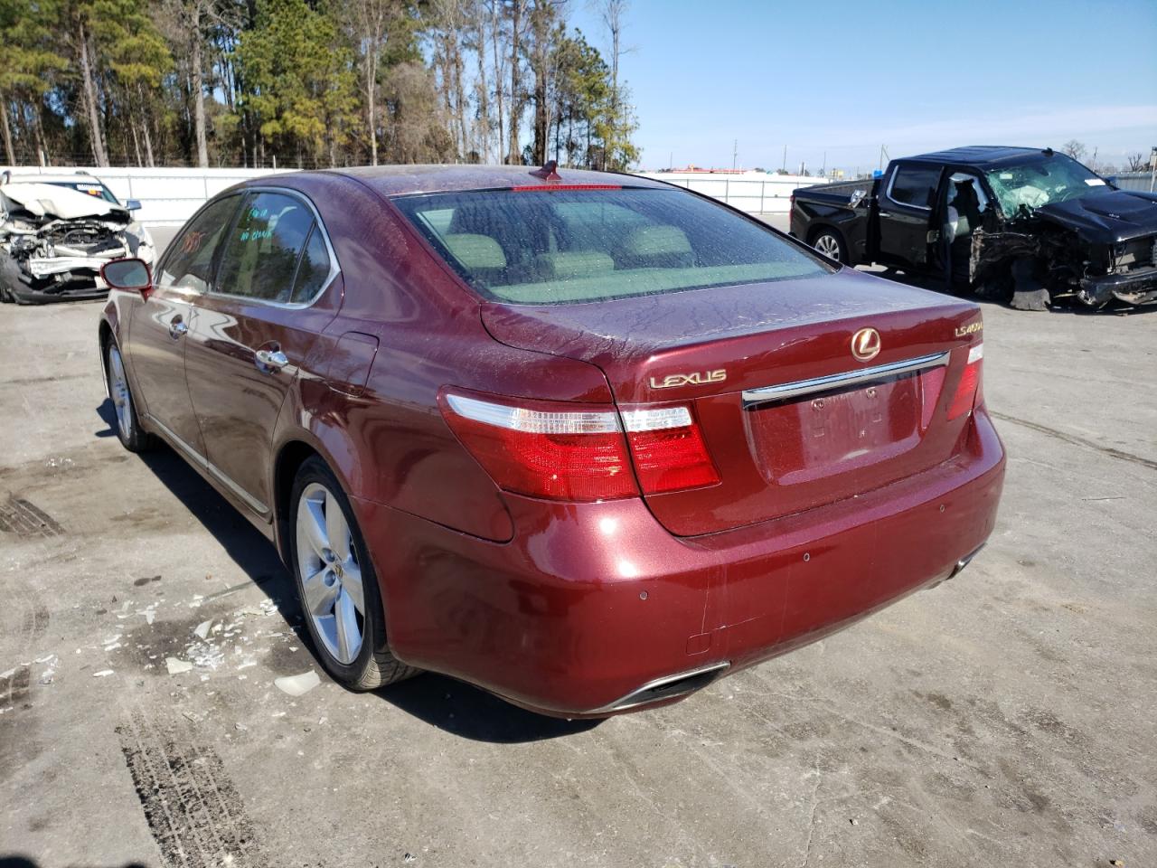 Photo 3 from auction – 2007 LEXUS LS 460L with VIN JTHGL46F075018275
