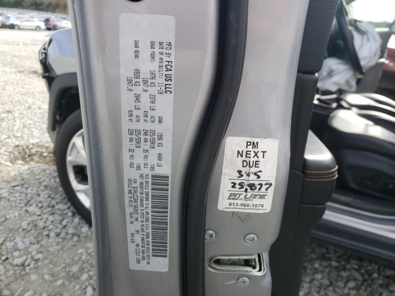 Photo 10 from auction – 2019 JEEP COMPASS LI with VIN 3C4NJCCB0KT662815