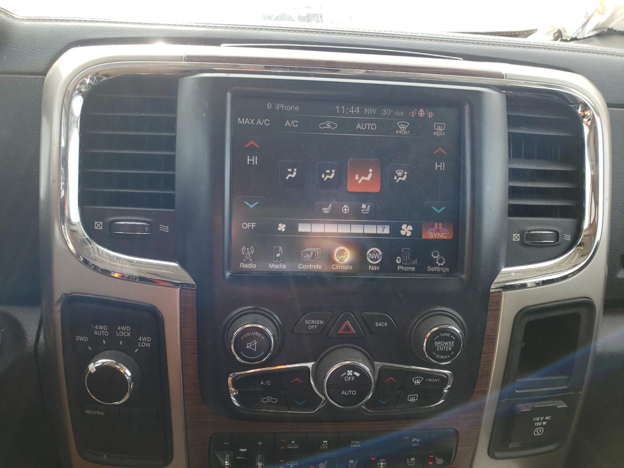Photo 9 from auction – 2013 RAM 1500 LARAM with VIN 1C6RR7NT5DS558890