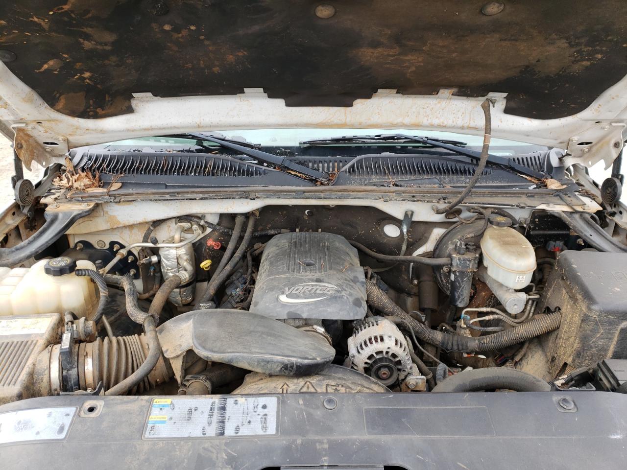 Photo 7 from auction – 2004 CHEVROLET SILVERADO with VIN 1GCEK19T34E171532