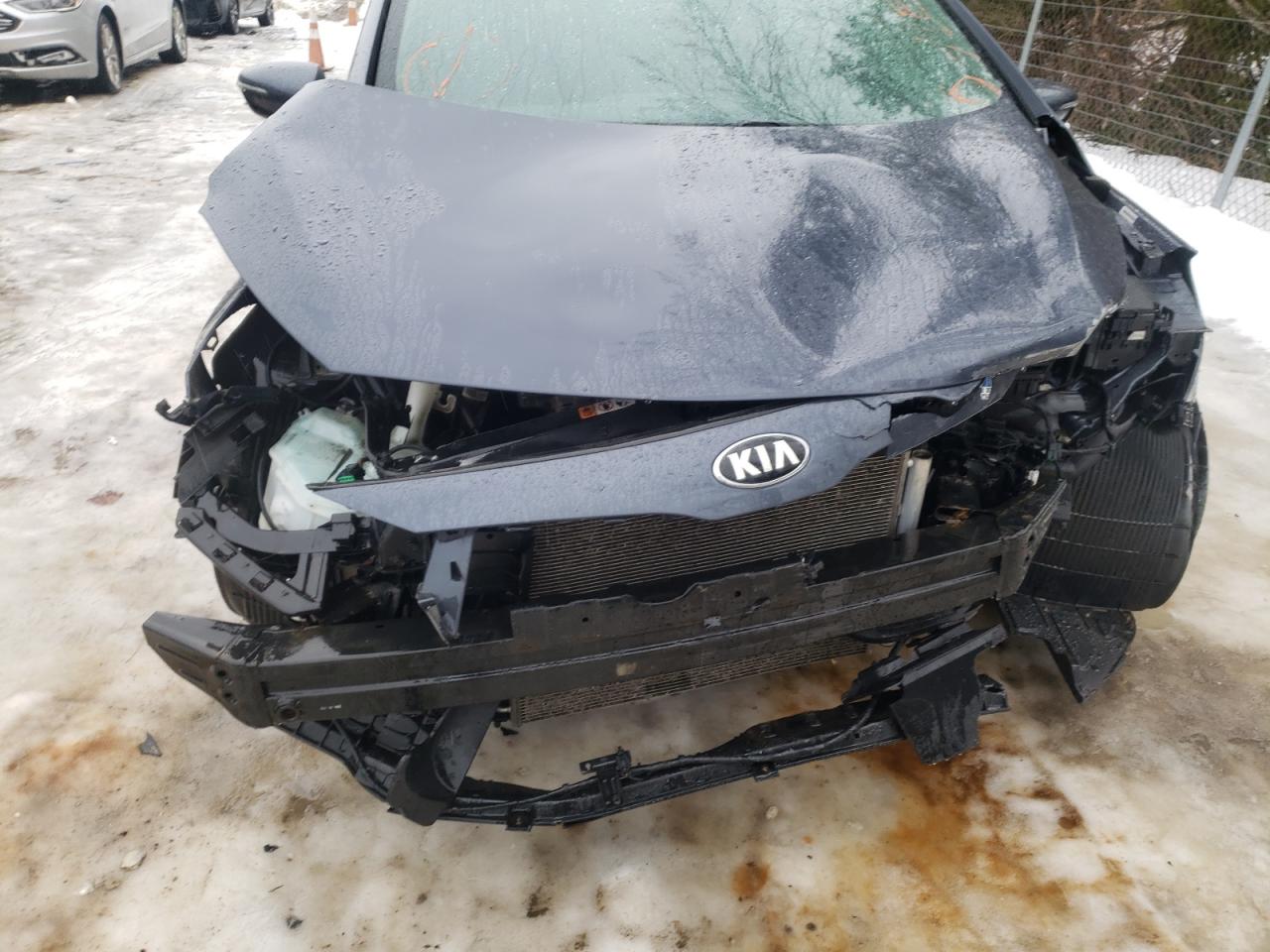 Photo 9 from auction – 2015 KIA FORTE LX with VIN KNAFX4A67F5365333