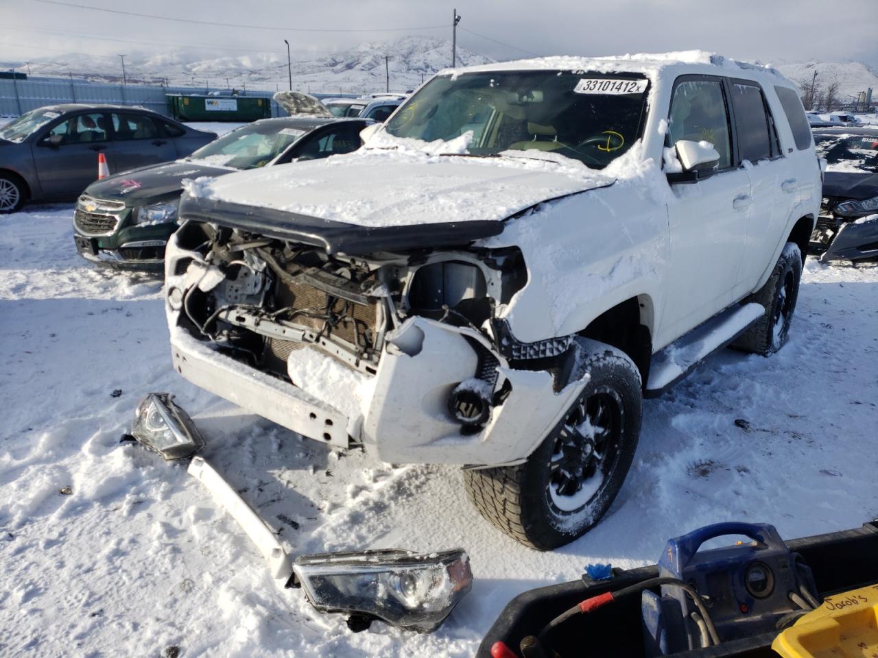 Photo 2 from auction – 2017 TOYOTA 4RUNNER SR with VIN JTEBU5JR8H5449542