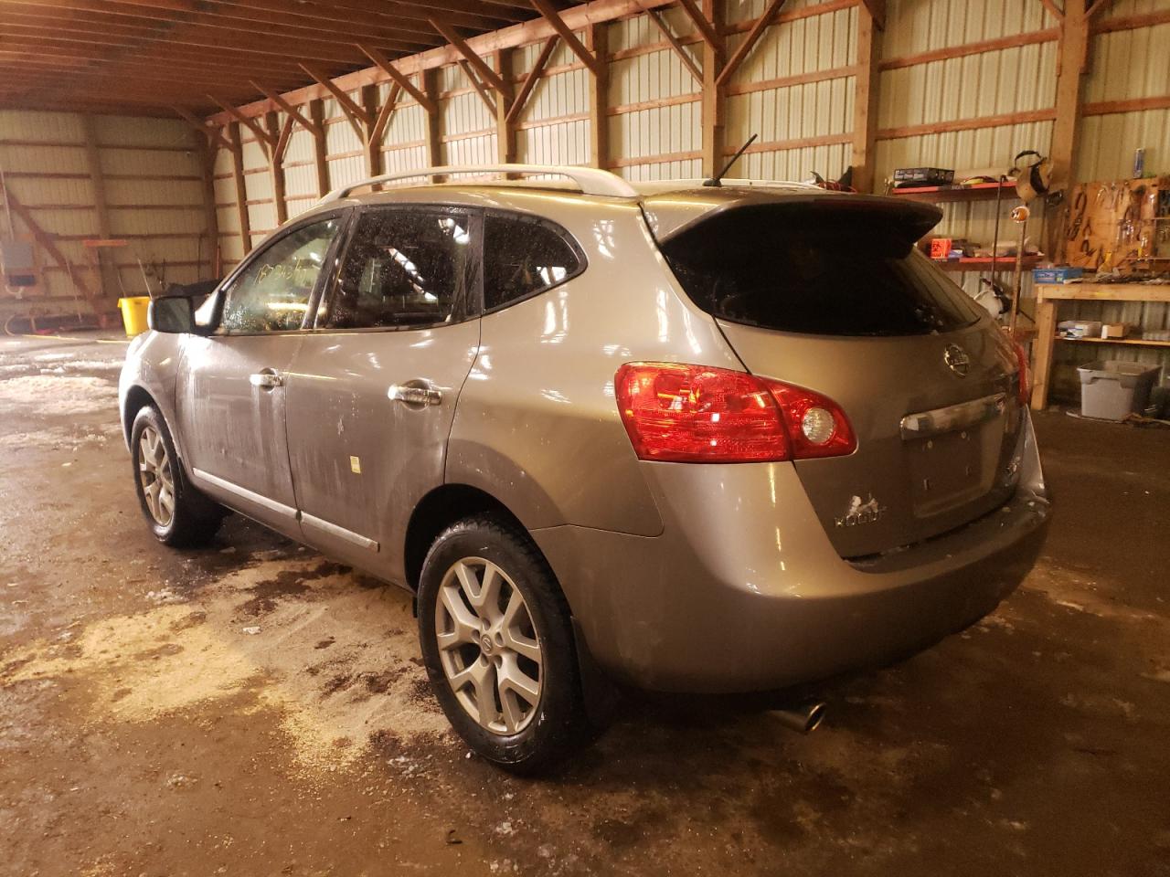 Photo 3 from auction – 2012 NISSAN ROGUE S with VIN JN8AS5MV7CW360700