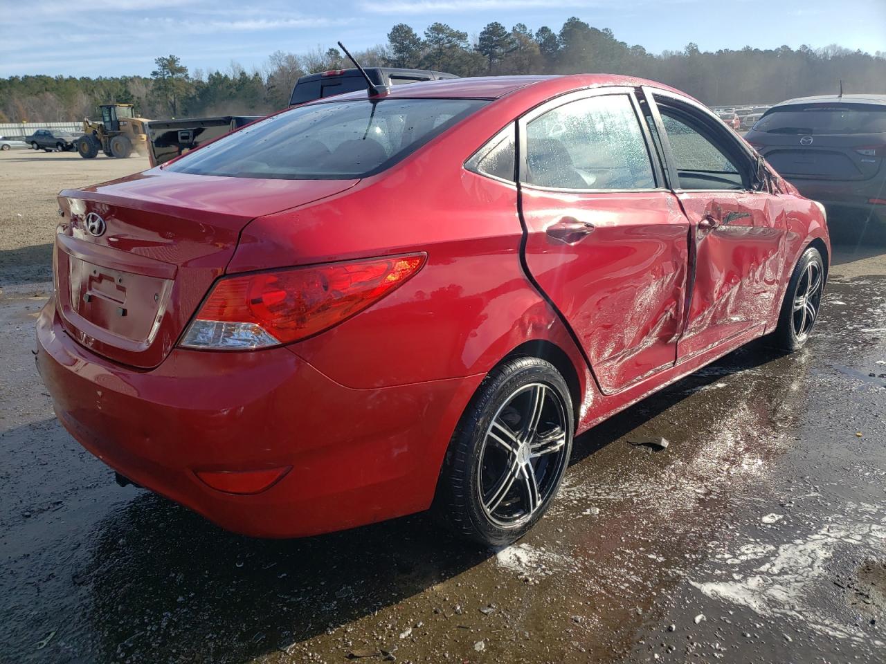 Photo 4 from auction – 2013 HYUNDAI ACCENT GLS with VIN KMHCT4AE5DU578546