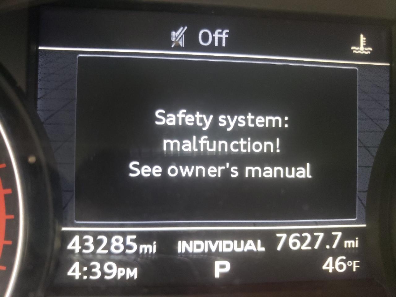 Photo 8 from auction – 2018 AUDI Q5 PREMIUM with VIN WA1ANAFY9J2018568