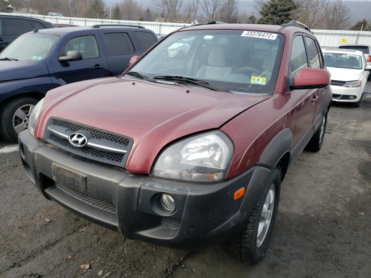 Photo 2 from auction – 2005 HYUNDAI TUCSON with VIN KM8JN12D65U117458
