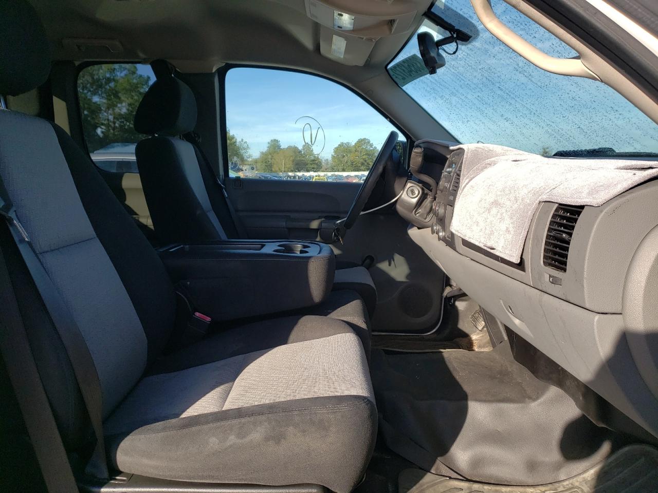 Photo 5 from auction – 2008 GMC SIERRA C15 with VIN 1GTEC19XX8Z304835