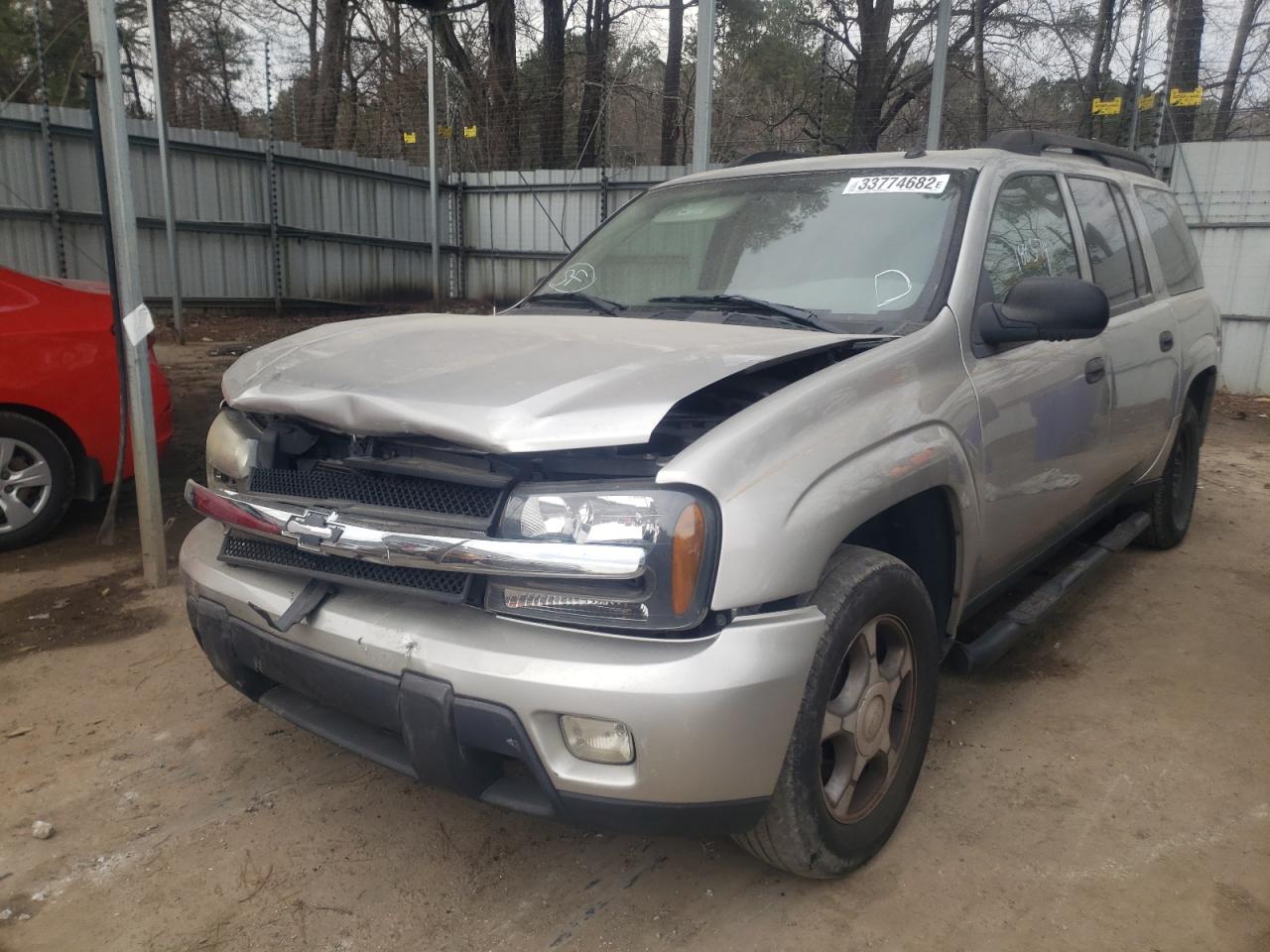 Photo 2 from auction – 2005 CHEVROLET TRAILBLAZE with VIN 1GNES16S856197073