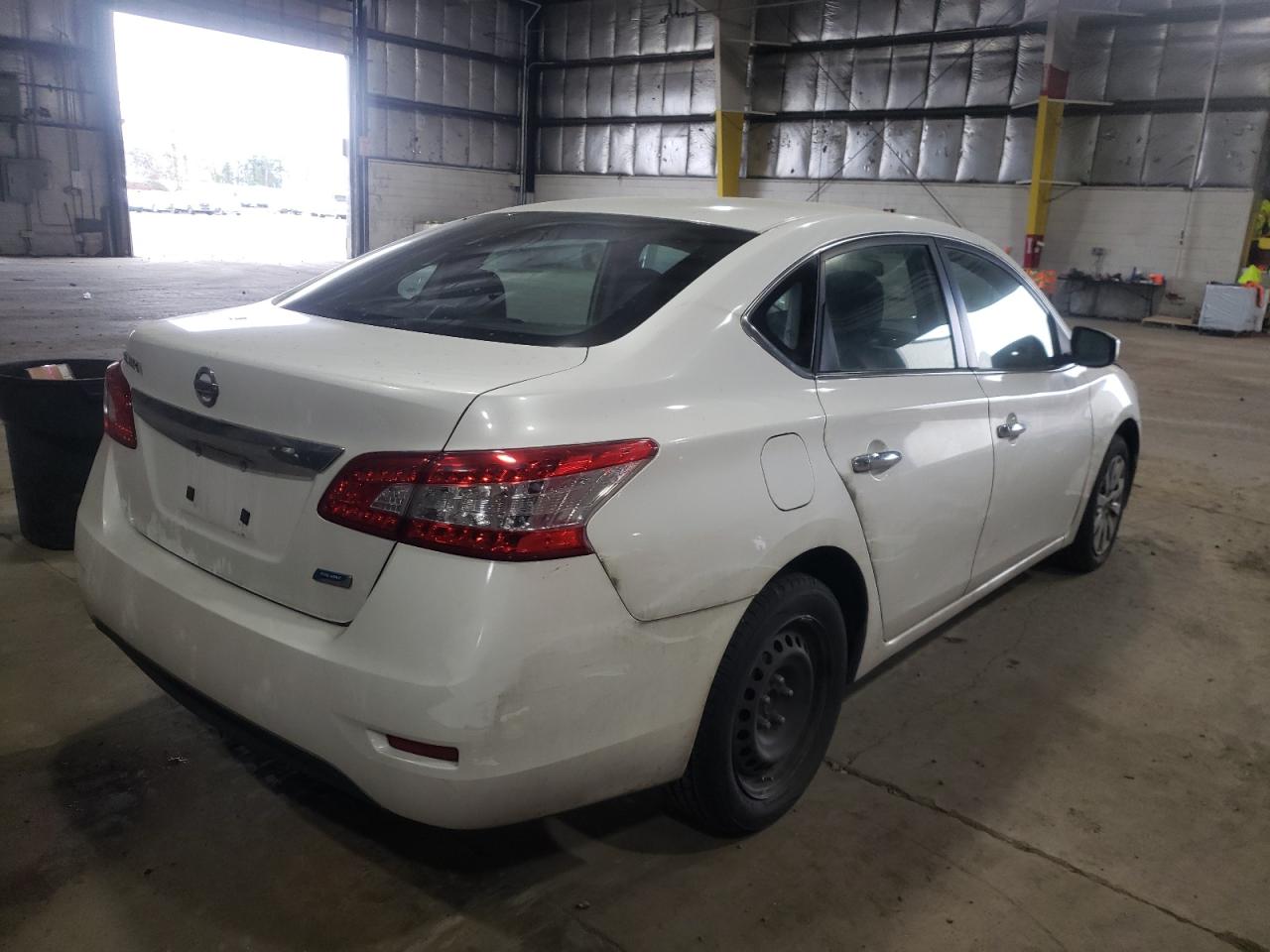 Photo 4 from auction – 2014 NISSAN SENTRA S with VIN 3N1AB7AP1EL625734