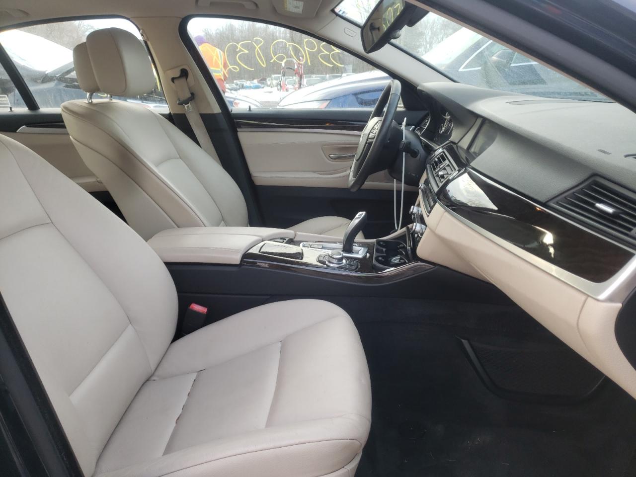 Photo 5 from auction – 2013 BMW 528 I with VIN WBAXH5C50DD111073