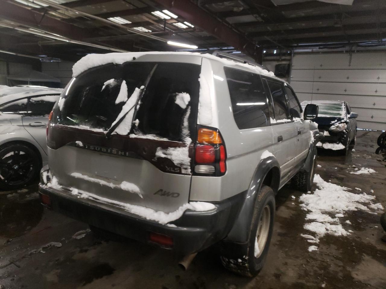 Photo 4 from auction – 2003 MITSUBISHI MONTERO SP with VIN JA4MT31R63J048974