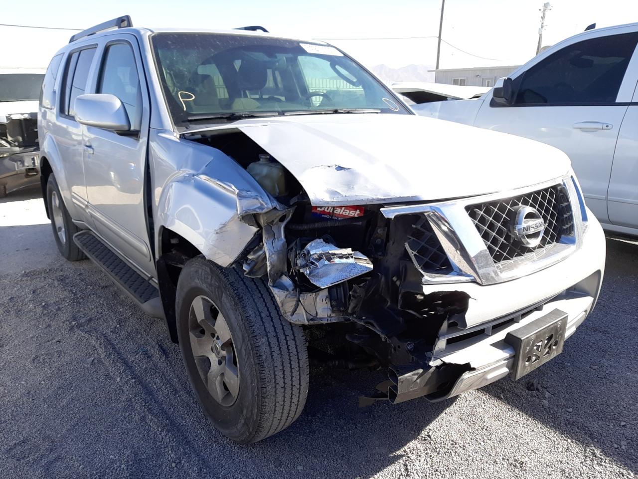 NISSAN PATHFINDER 2012 with VIN 5N1AR1NN5CC631992 - Photo from auction
