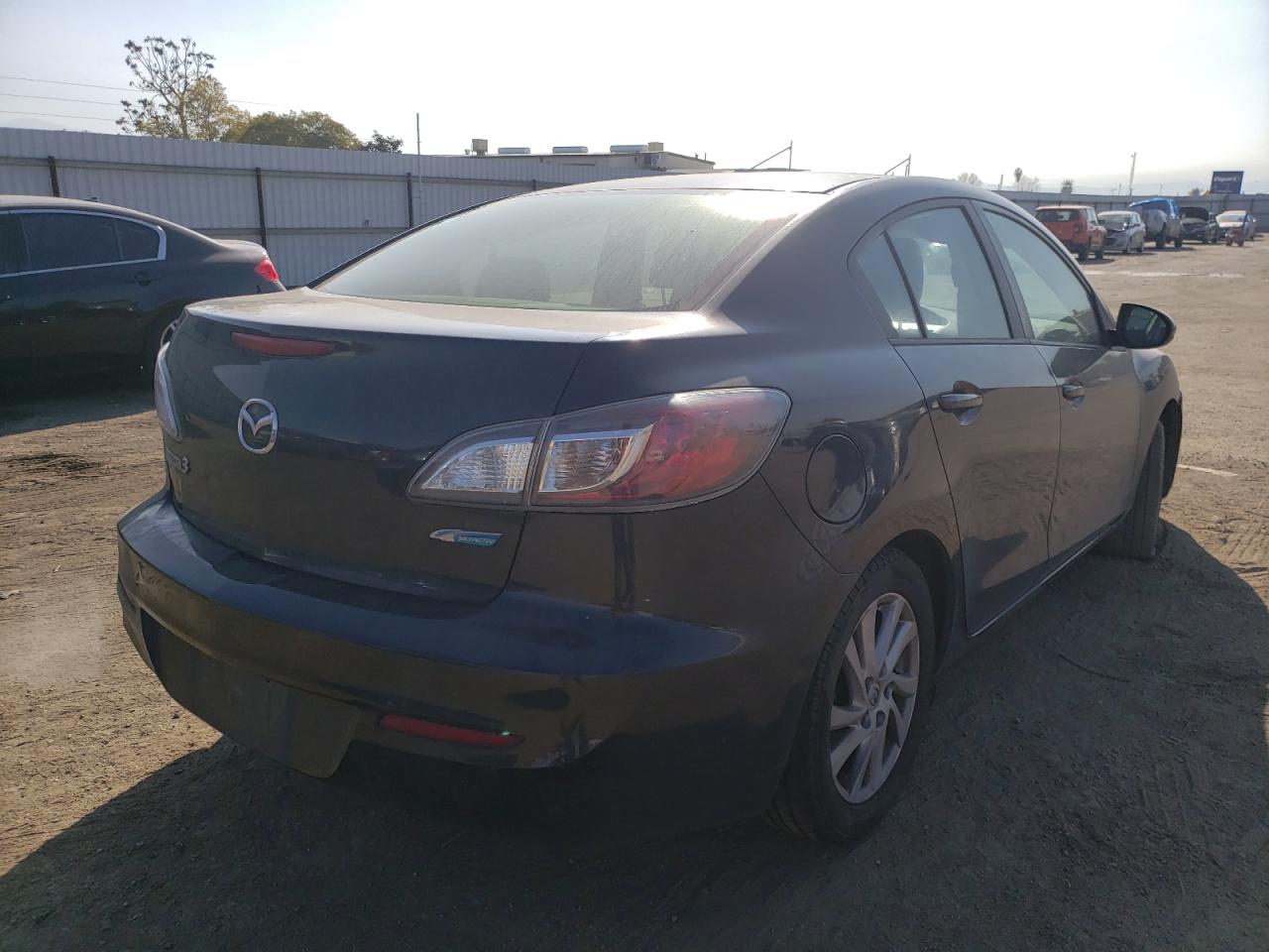 Фото 4 с аукциона – 2012 MAZDA 3 I с VIN JM1BL1V84C1674512