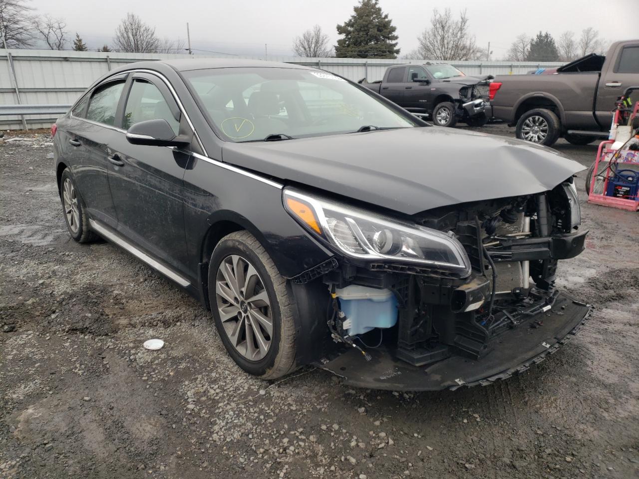 HYUNDAI SONATA SPO 2017 with VIN 5NPE34AF0HH555343 - Photo from auction