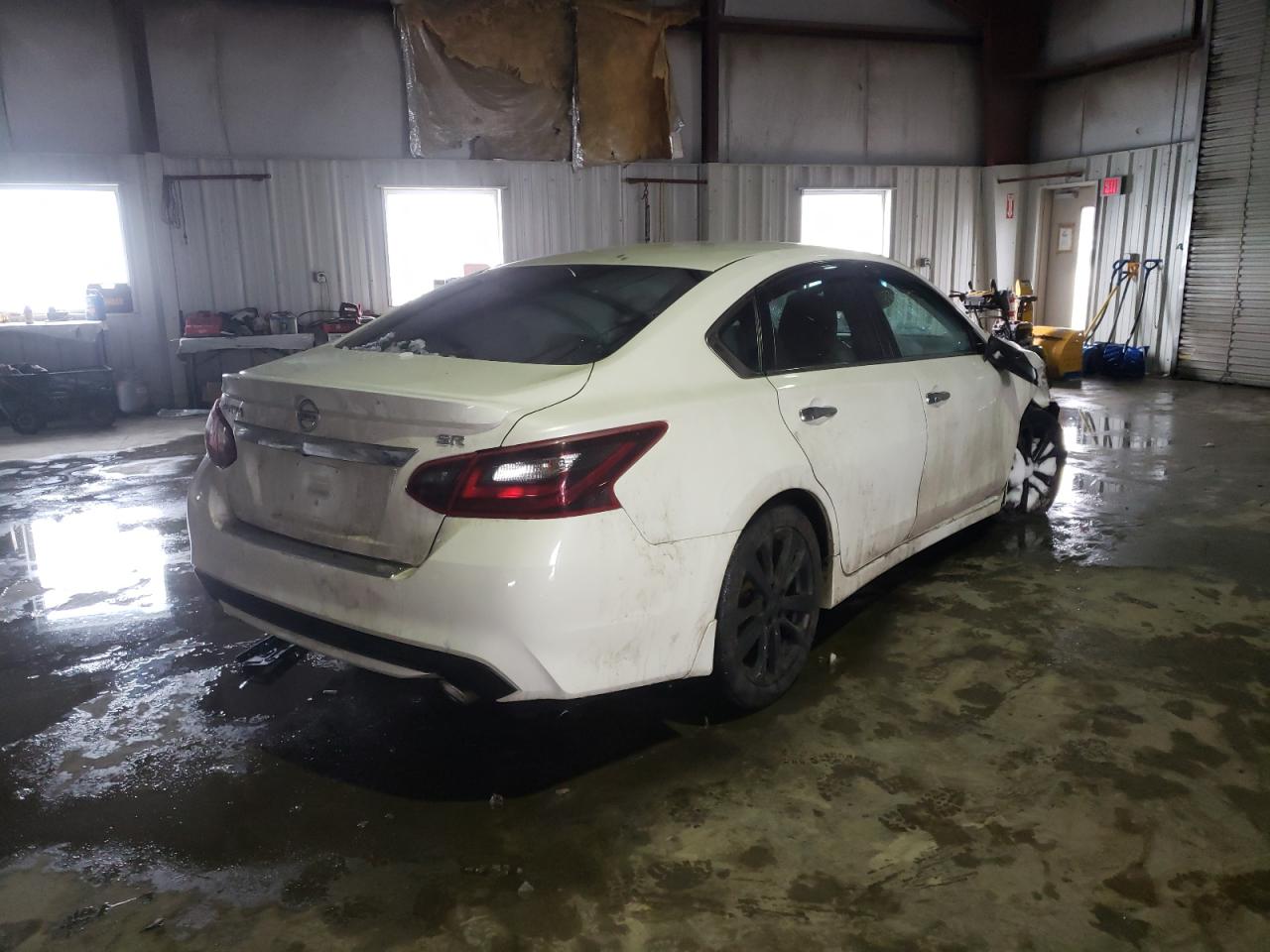 Photo 4 from auction – 2017 NISSAN ALTIMA 2.5 with VIN 1N4AL3AP1HC271481