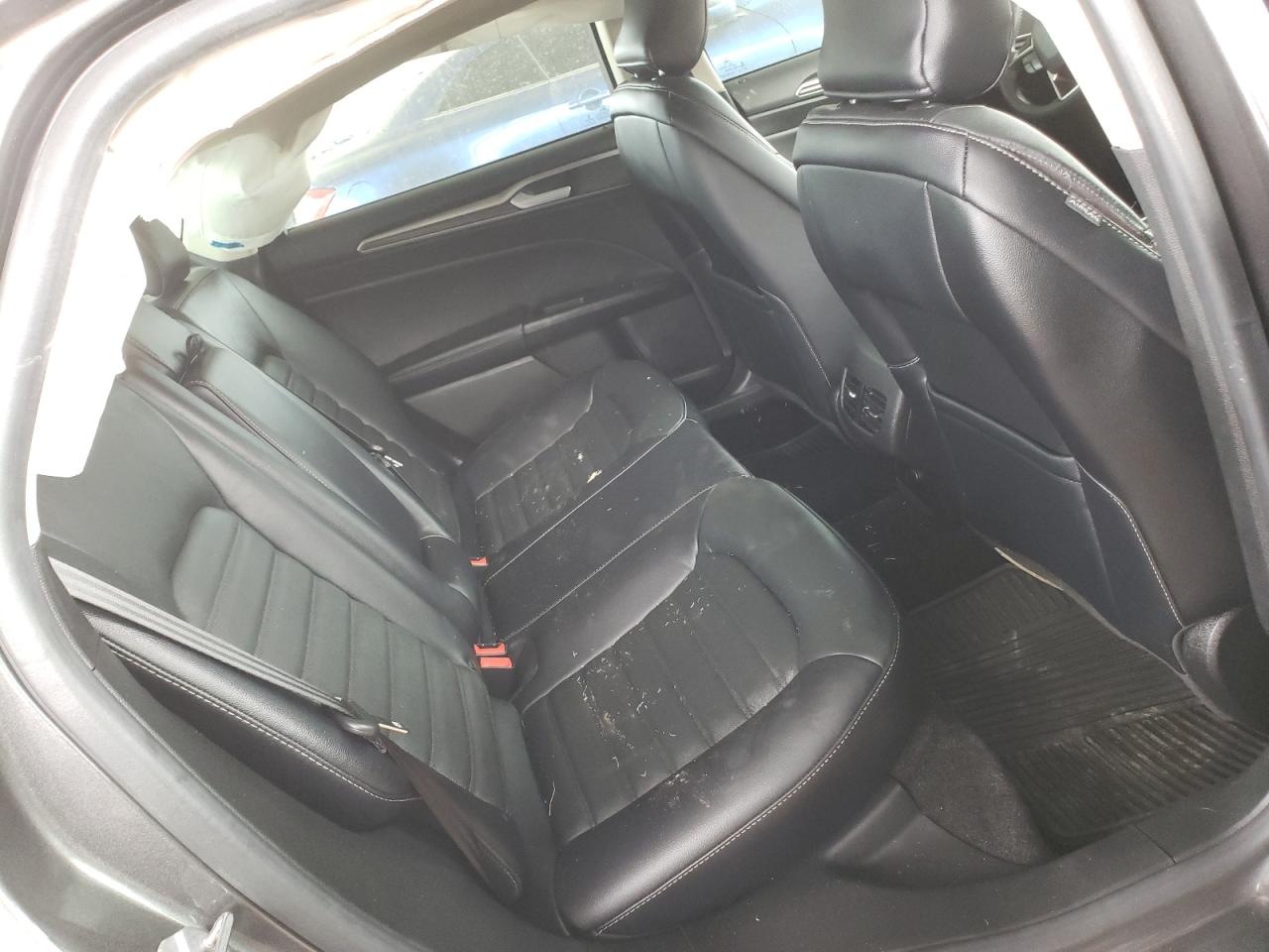 Photo 6 from auction – 2018 FORD FUSION SE with VIN 3FA6P0HD0JR217861